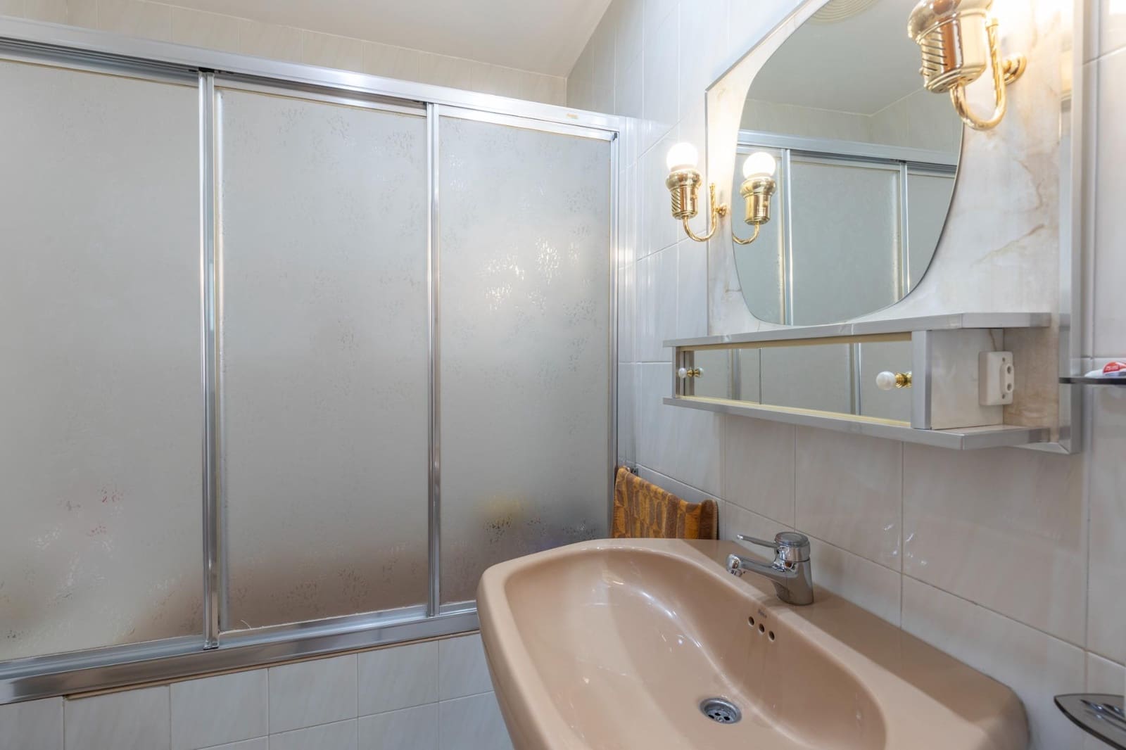 5 bedroom Semi-detached Villa for sale in Jun - € 249,000 (Ref: 9814485)