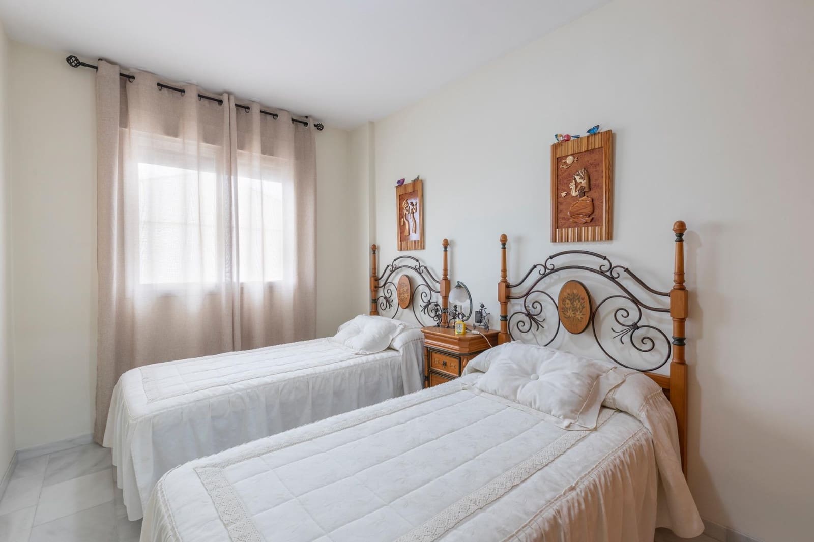 3 Zimmer Doppelhaus zu verkaufen in Belicena mit Garage - 235.000 € (Ref: 9814486)