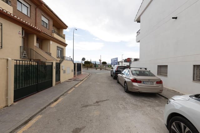 3 sypialnia Dom blizniak na sprzedaż w Belicena, Vegas del Genil z garażem - 235 000 € (Ref: 9814486)