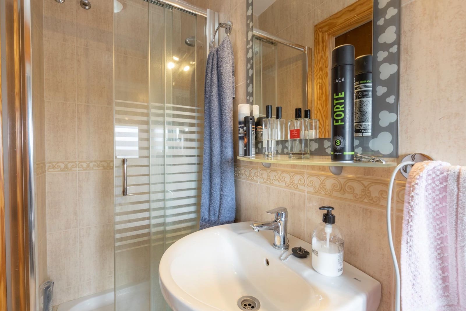 3 Zimmer Doppelhaus zu verkaufen in Belicena mit Garage - 235.000 € (Ref: 9814486)