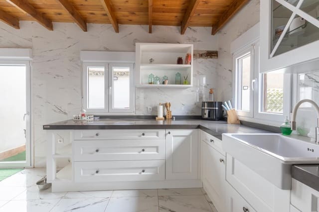 4 slaapkamer Huis te koop in Atarfe - € 150.000 (Ref: 9814487)