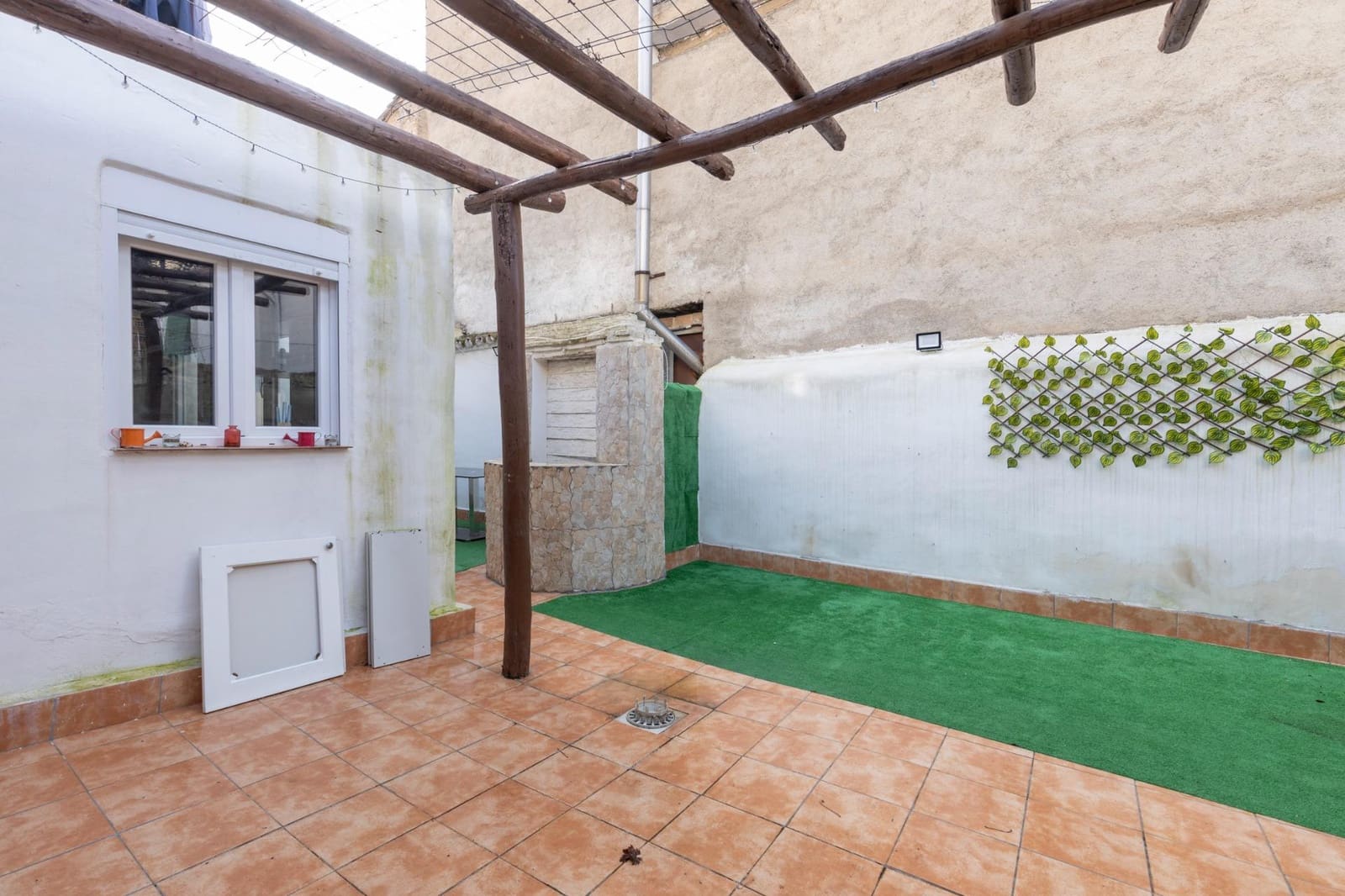 4 soverom Hus til salgs i Atarfe - € 150 000 (Ref: 9814487)