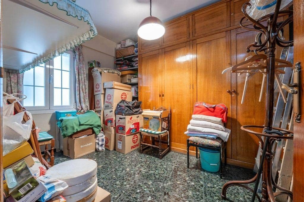 4 Zimmer Wohnung zu verkaufen in Granada Stadt mit Garage - 395.000 € (Ref: 9814488)