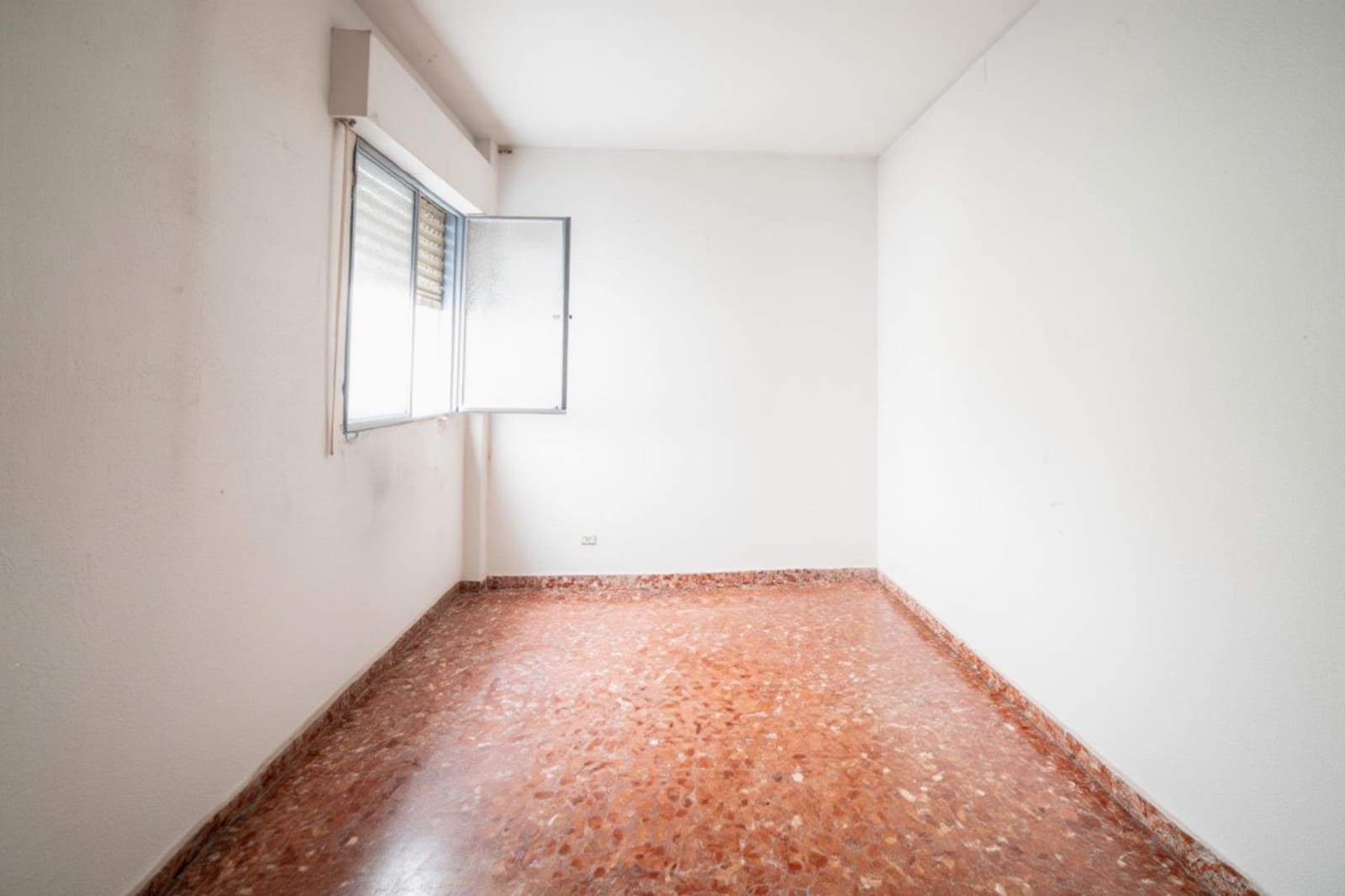 3 soverom Leilighet til salgs i Maracena - € 149 000 (Ref: 9814489)