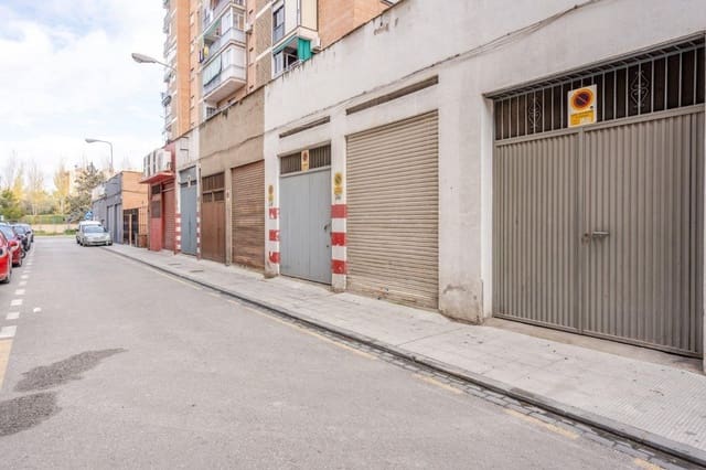 Comercial para venda em Granada cidade - 54 000 € (Ref: 9814490)