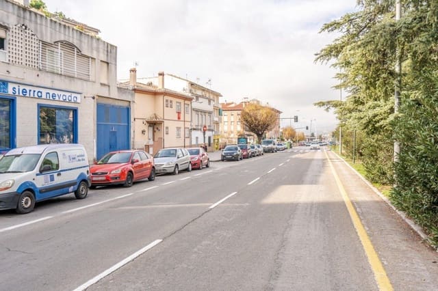 Comercial para venda em Granada cidade - 54 000 € (Ref: 9814490)