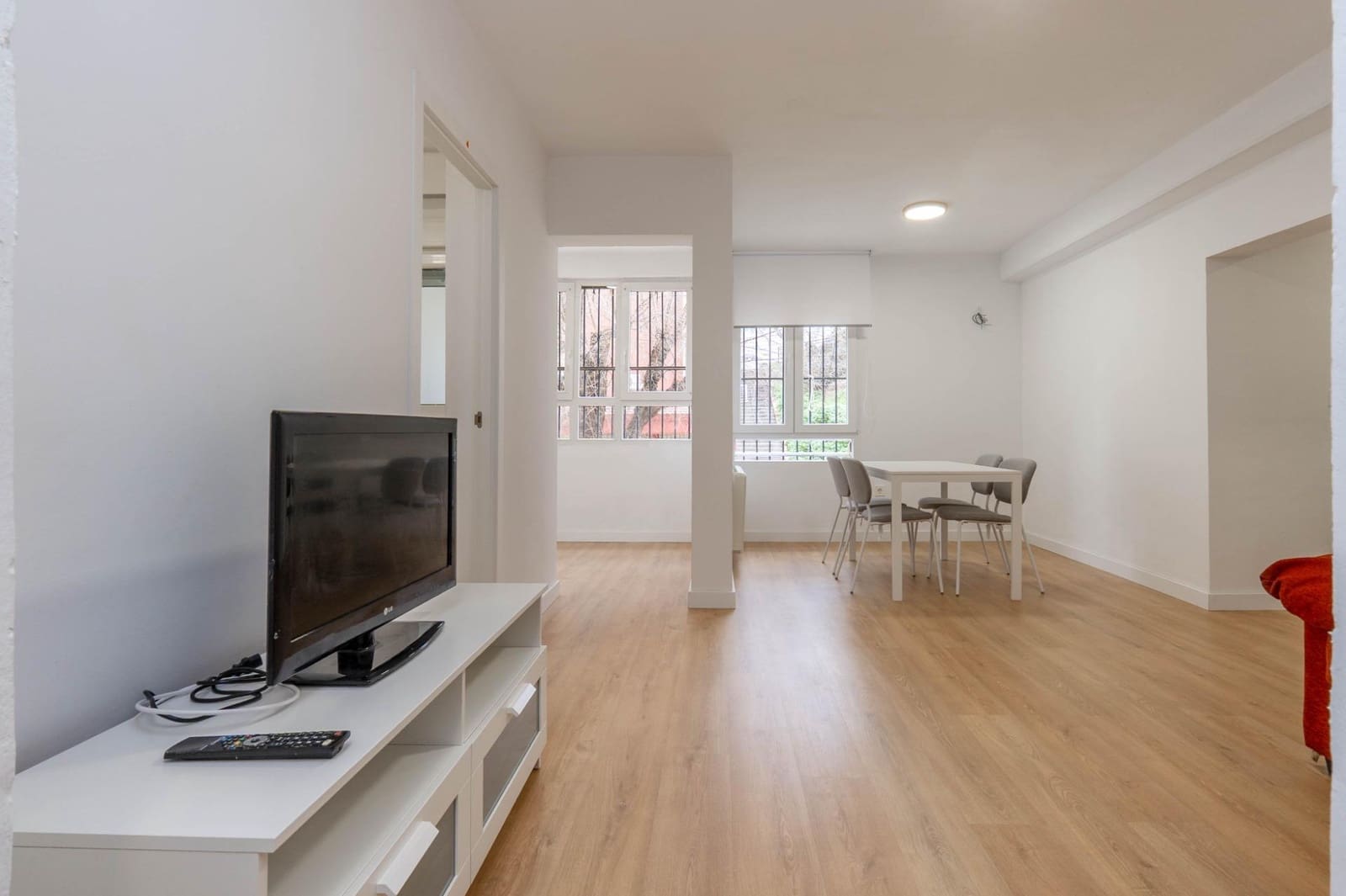 Piso de 4 habitaciones en Granada ciudad en venta - 125.000 € (Ref: 9814491)