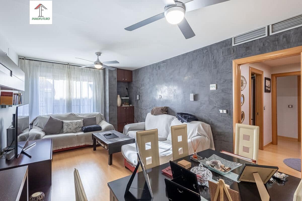 3 bedroom Flat for sale in Ogijares with garage - € 159,900 (Ref: 9814492)