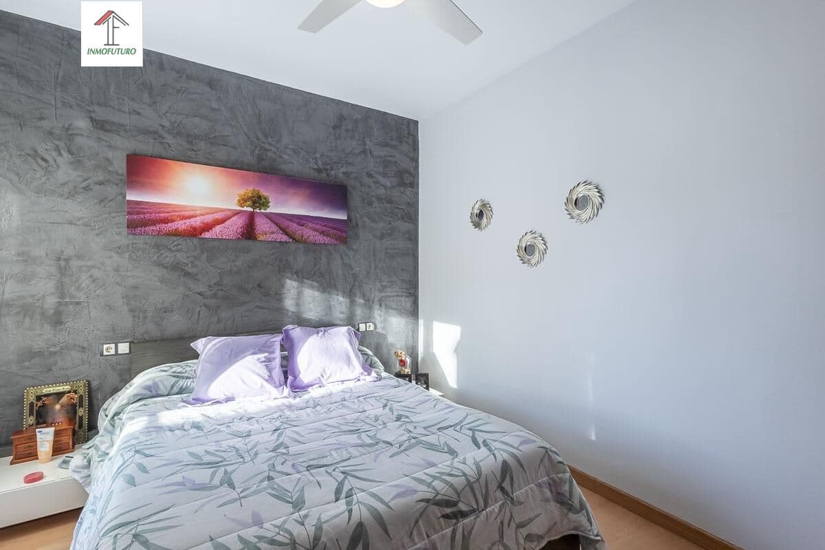 3 bedroom Flat for sale in Ogijares with garage - € 159,900 (Ref: 9814492)