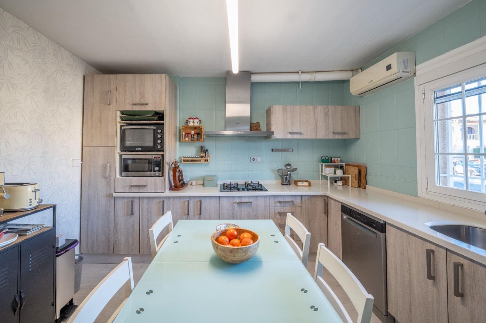 4 bedroom Terraced Villa for sale in Ogijares with pool garage - € 298,000 (Ref: 9814493)