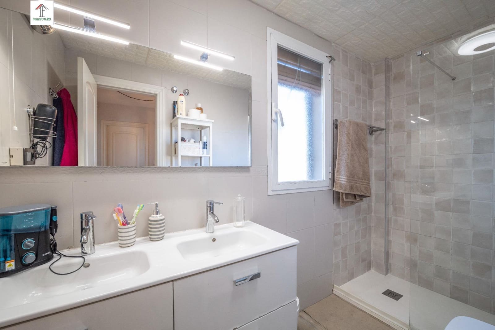 4 camera da letto Villetta a Schiera in vendita in Ogijares con piscina garage - 319.000 € (Rif: 9814494)
