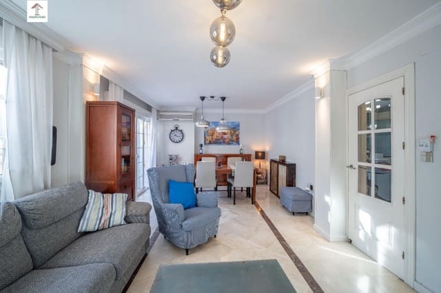 4 camera da letto Villetta a Schiera in vendita in Ogíjares con piscina garage - 319.000 € (Rif: 9814494)