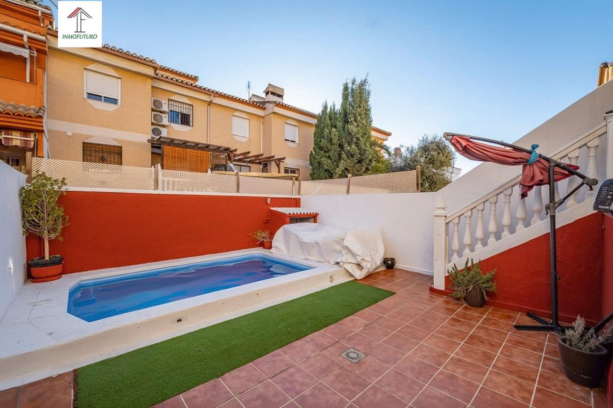 4 camera da letto Villetta a Schiera in vendita in Ogijares con piscina garage - 319.000 € (Rif: 9814494)