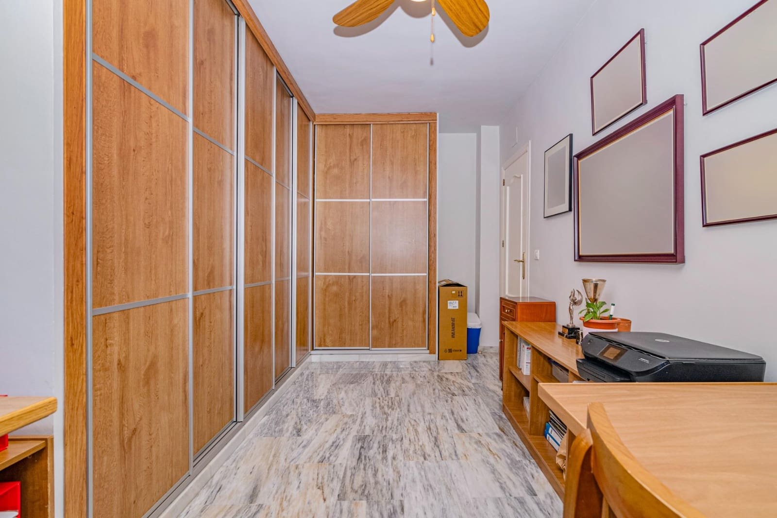 5 bedroom Semi-detached Villa for sale in Jun with pool garage - € 279,900 (Ref: 9814496)