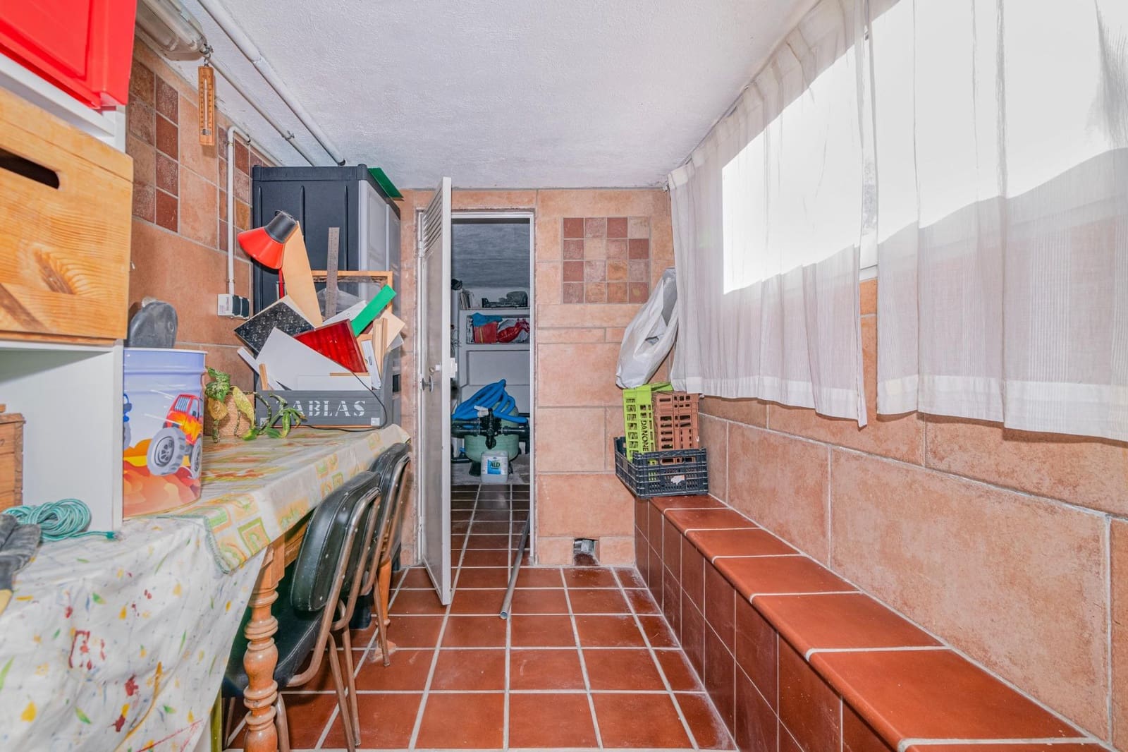 5 bedroom Semi-detached Villa for sale in Jun with pool garage - € 279,900 (Ref: 9814496)