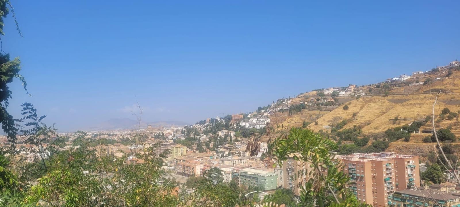 Chalet de 5 habitaciones en Granada ciudad en venta - 630.000 € (Ref: 9814497)