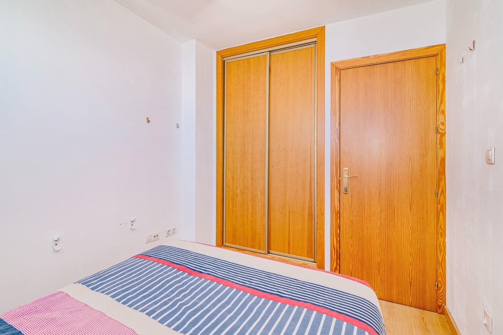 2 soveværelse Lejlighed til salg i Sierra Nevada med swimmingpool garage - € 168.000 (Ref: 9814499)