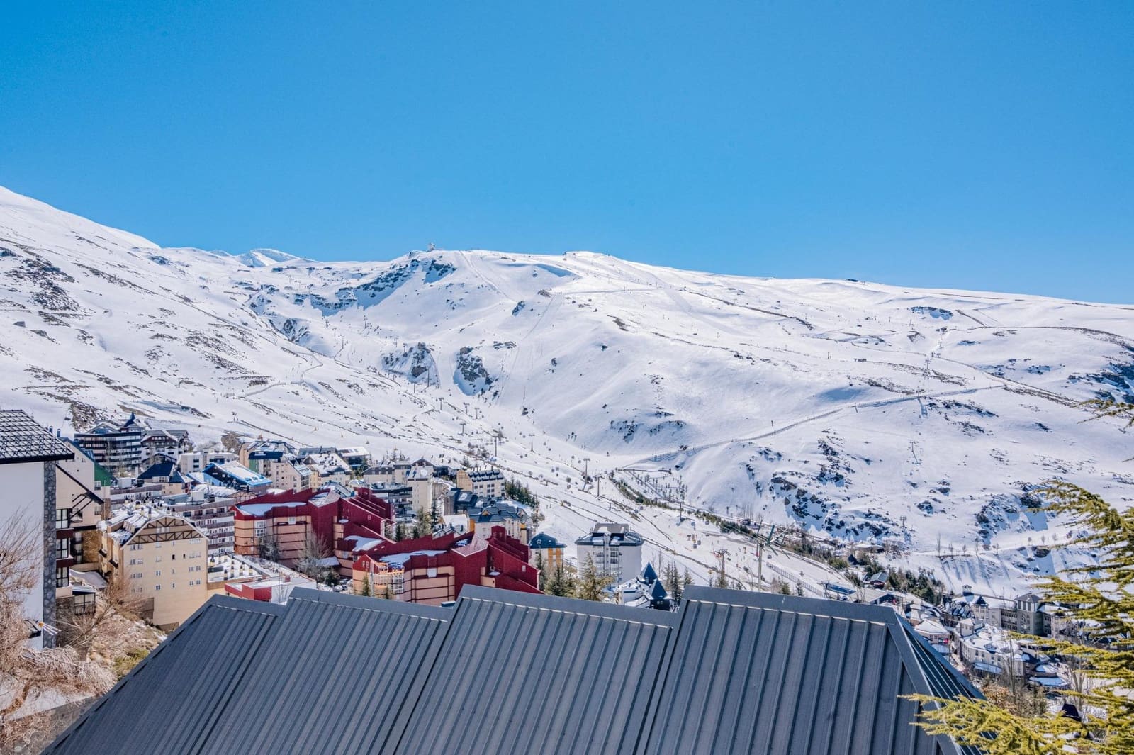 2 soveværelse Lejlighed til salg i Sierra Nevada med swimmingpool garage - € 168.000 (Ref: 9814499)