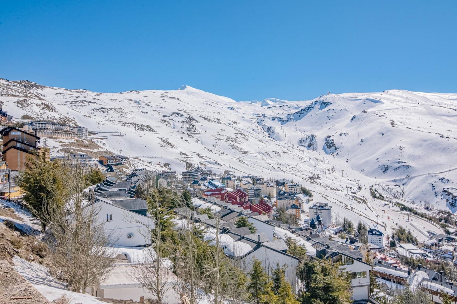2 soveværelse Lejlighed til salg i Sierra Nevada med swimmingpool garage - € 168.000 (Ref: 9814499)