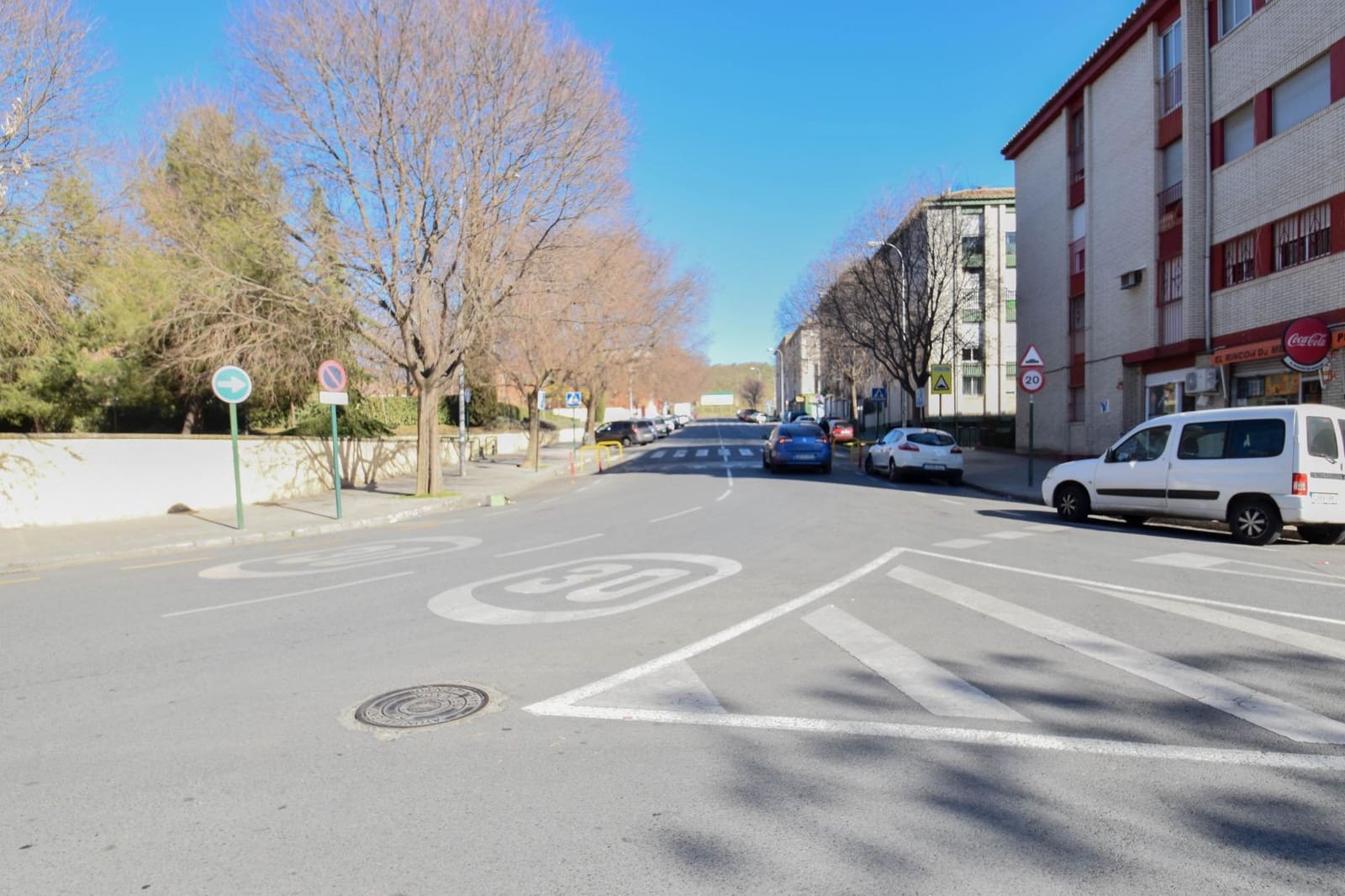 Garage for sale in Granada city - € 6,000 (Ref: 9814500)