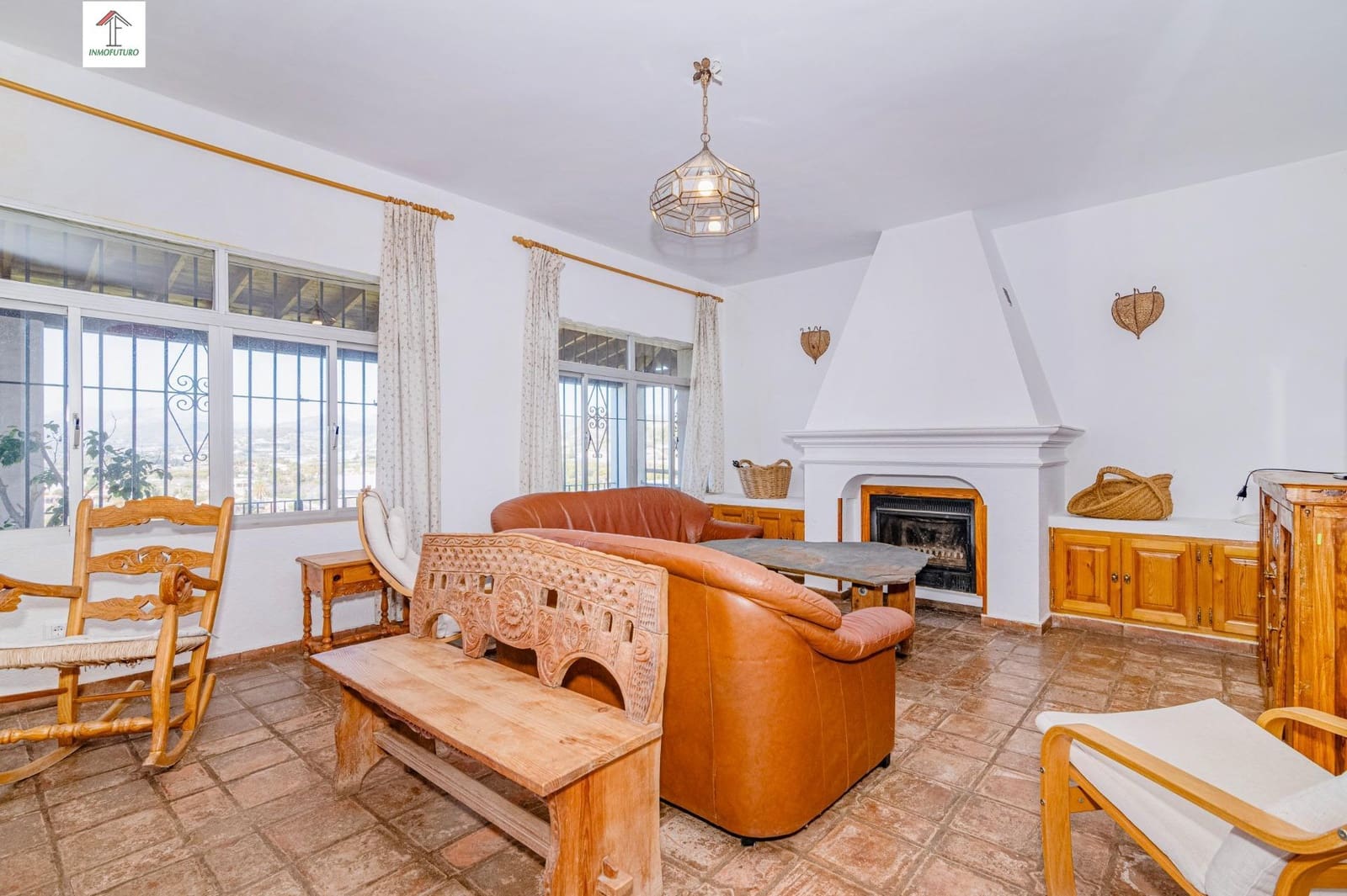 4 bedroom Villa for sale in Motril with pool garage - € 485,000 (Ref: 9814501)
