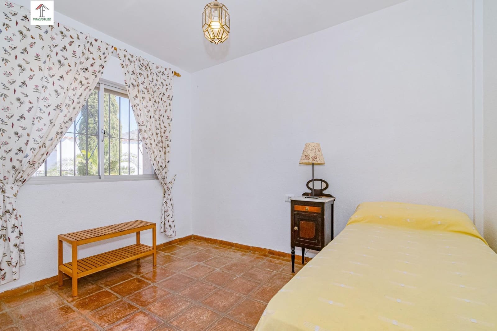4 bedroom Villa for sale in Motril with pool garage - € 485,000 (Ref: 9814501)