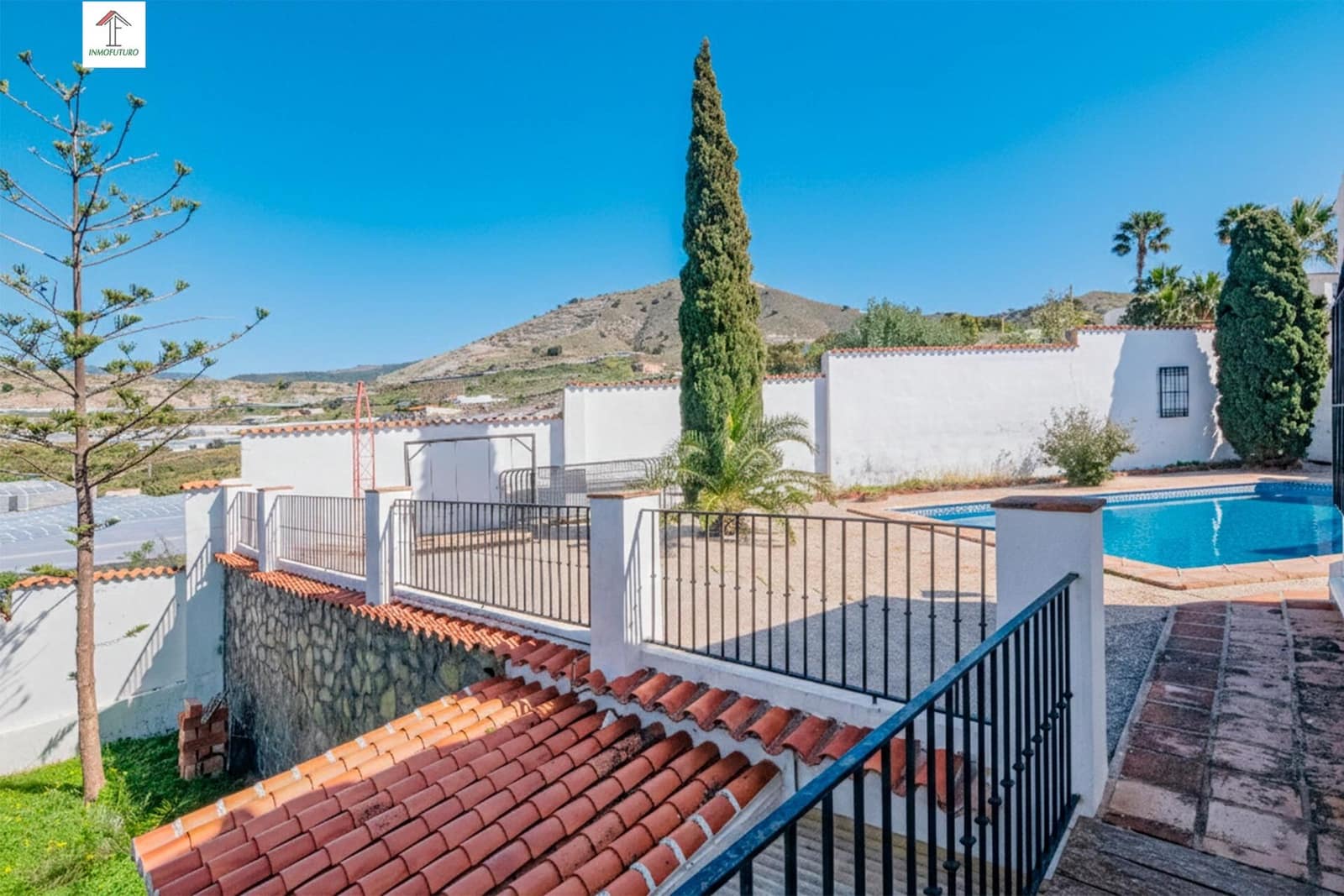 4 bedroom Villa for sale in Motril with pool garage - € 485,000 (Ref: 9814501)