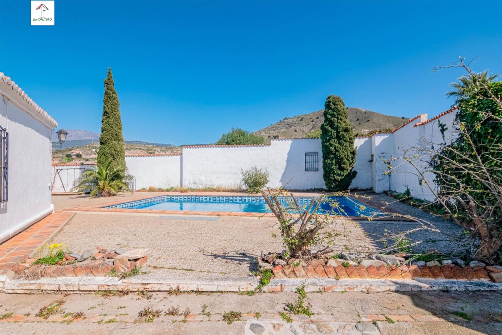 4 bedroom Villa for sale in Motril with pool garage - € 485,000 (Ref: 9814501)