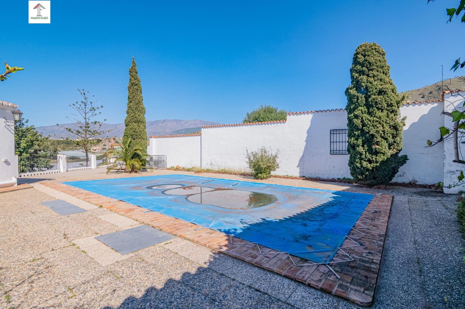 4 bedroom Villa for sale in Motril with pool garage - € 485,000 (Ref: 9814501)
