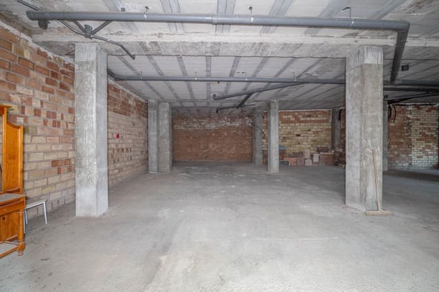 Kommersiell till salu i Armilla - 259 000 € (Ref: 9814502)