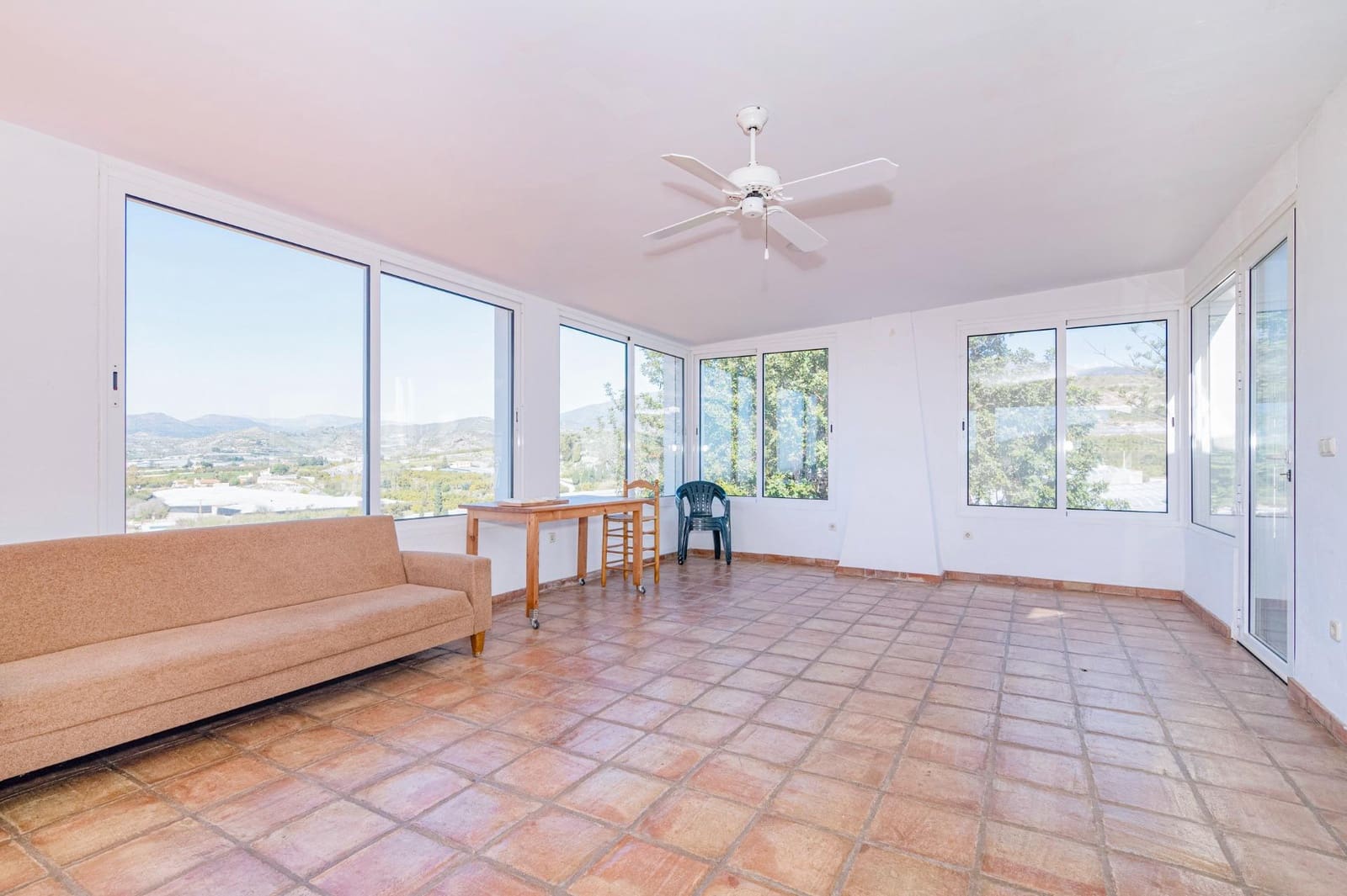 4 bedroom Villa for sale in Motril with pool garage - € 485,000 (Ref: 9814504)