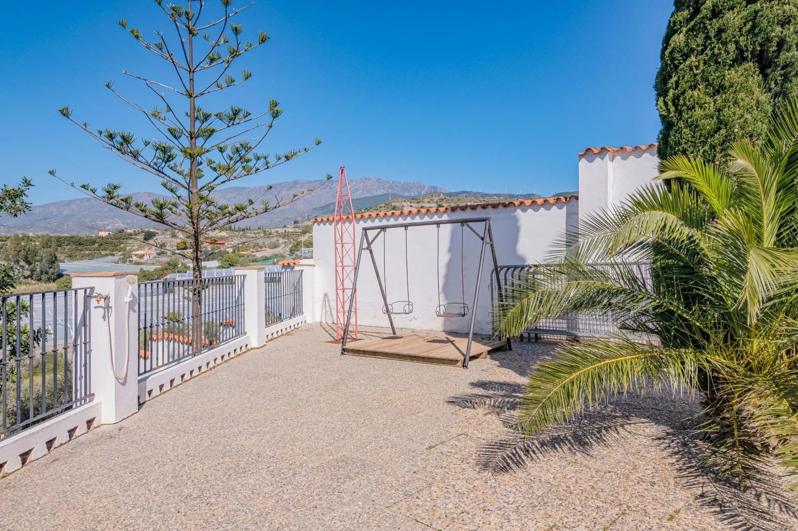 4 bedroom Villa for sale in Motril with pool garage - € 485,000 (Ref: 9814504)