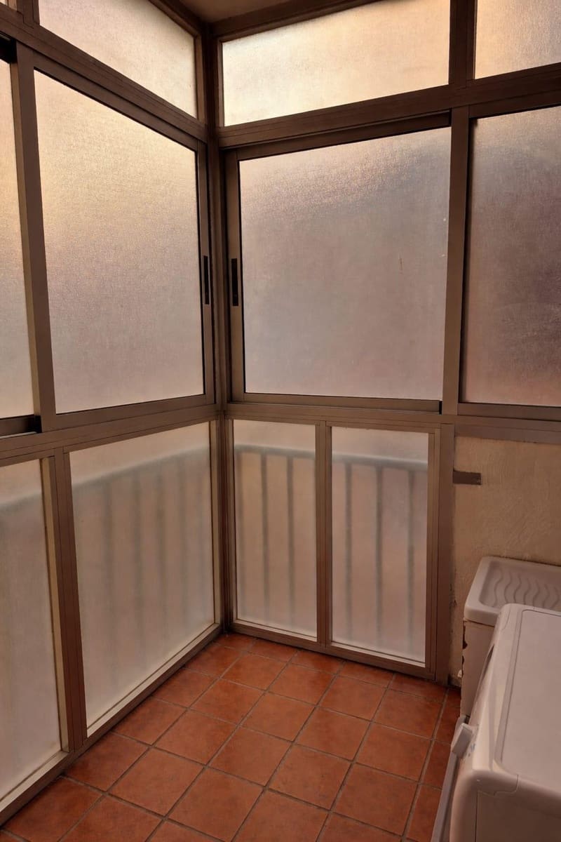 Apartamento de 4 habitaciones en Granada ciudad en venta con garaje - 218.000 € (Ref: 9814507)