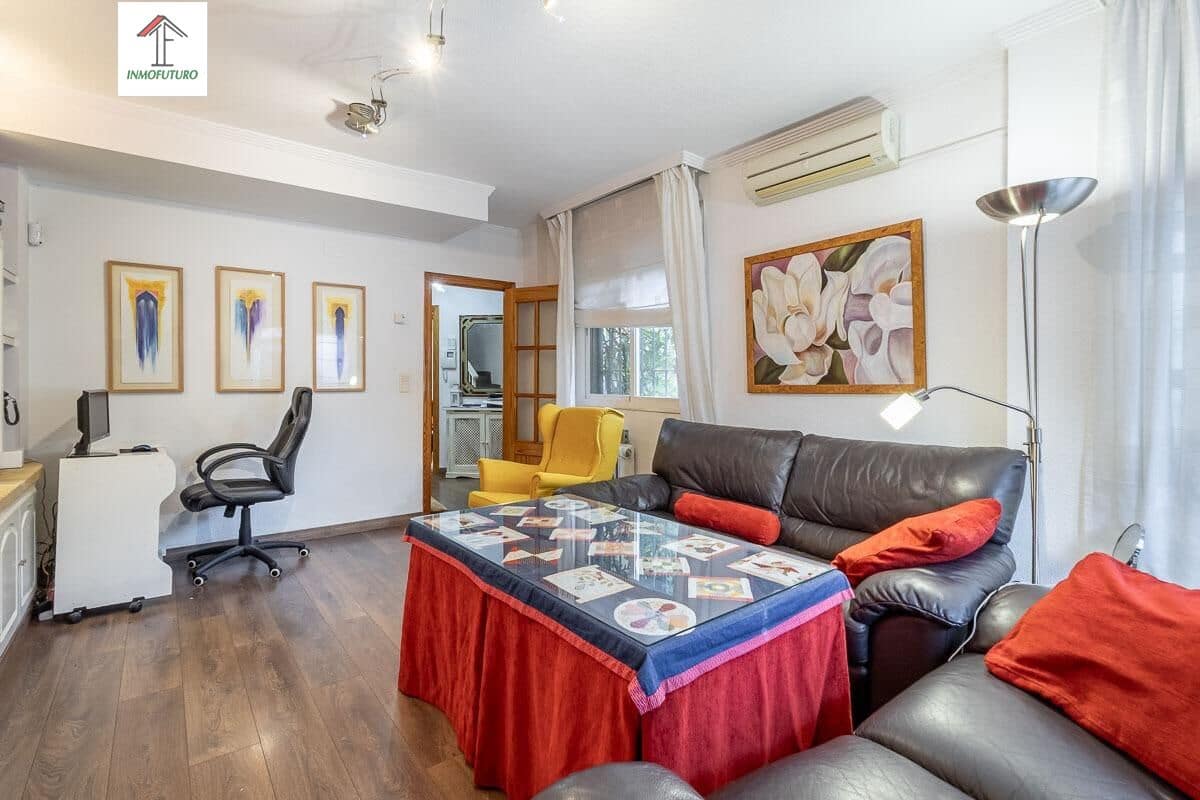 5 Zimmer Reihenhaus zu verkaufen in Ogijares mit Garage - 339.000 € (Ref: 9814509)