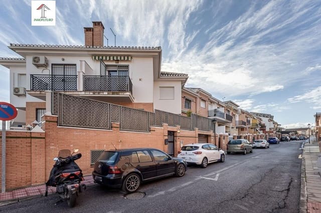 5 Zimmer Reihenhaus zu verkaufen in Ogíjares mit Garage - 339.000 € (Ref: 9814509)