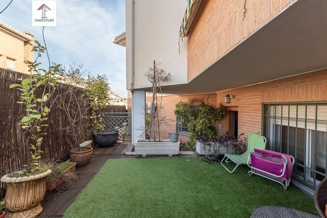 5 Zimmer Reihenhaus zu verkaufen in Ogíjares mit Garage - 339.000 € (Ref: 9814509)