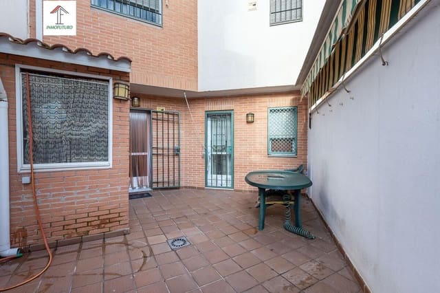 5 Zimmer Reihenhaus zu verkaufen in Ogíjares mit Garage - 339.000 € (Ref: 9814509)
