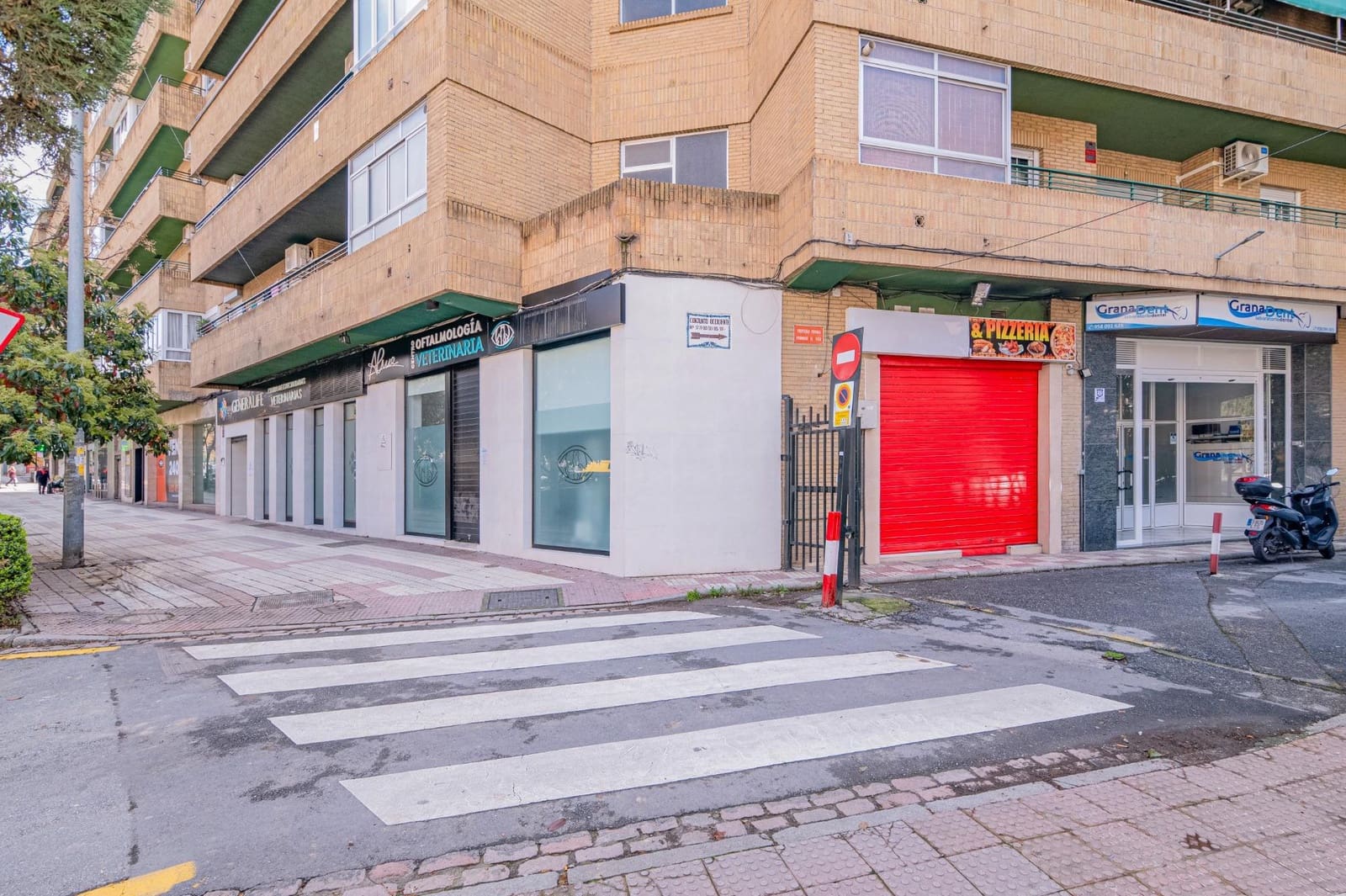 3 soveværelse Lejlighed til salg i Granada by med garage - € 265.000 (Ref: 9814510)