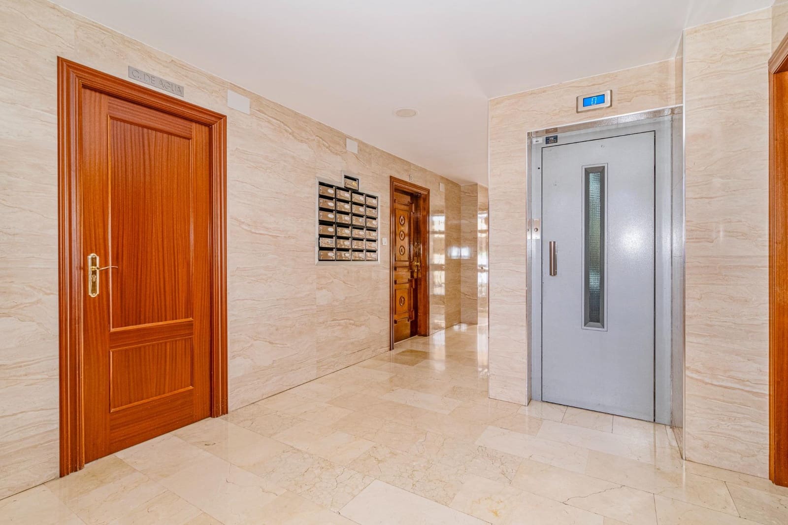 3 soveværelse Lejlighed til salg i Granada by med garage - € 265.000 (Ref: 9814510)