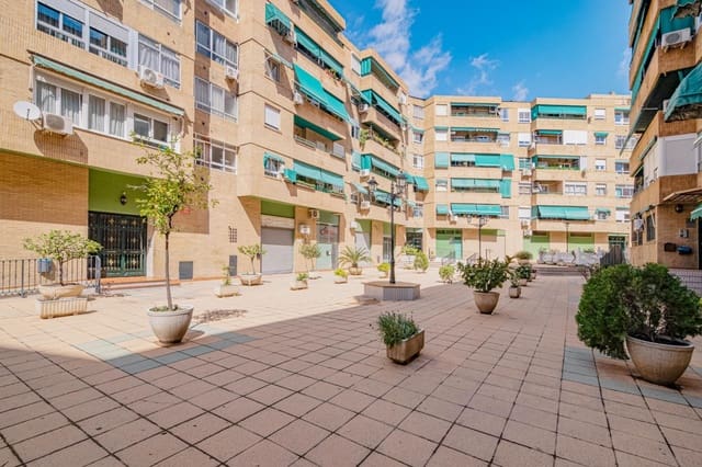 3 soveværelse Lejlighed til salg i Granada by med garage - € 265.000 (Ref: 9814510)