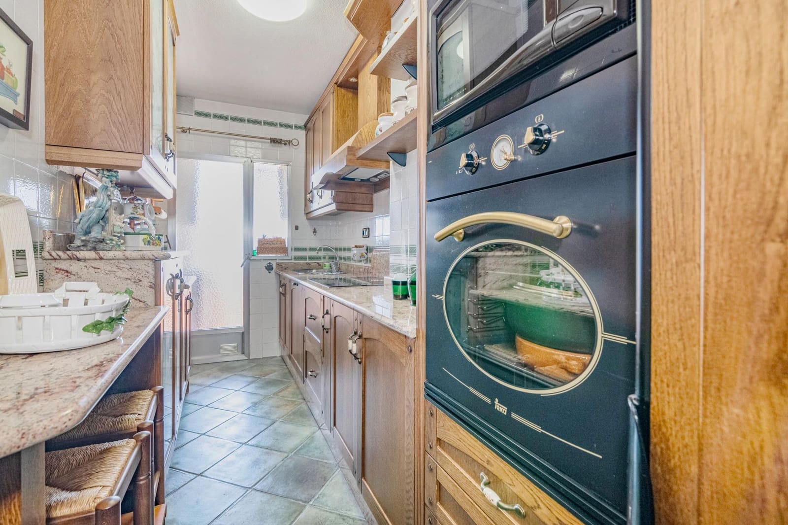 3 soveværelse Lejlighed til salg i Granada by med garage - € 265.000 (Ref: 9814510)