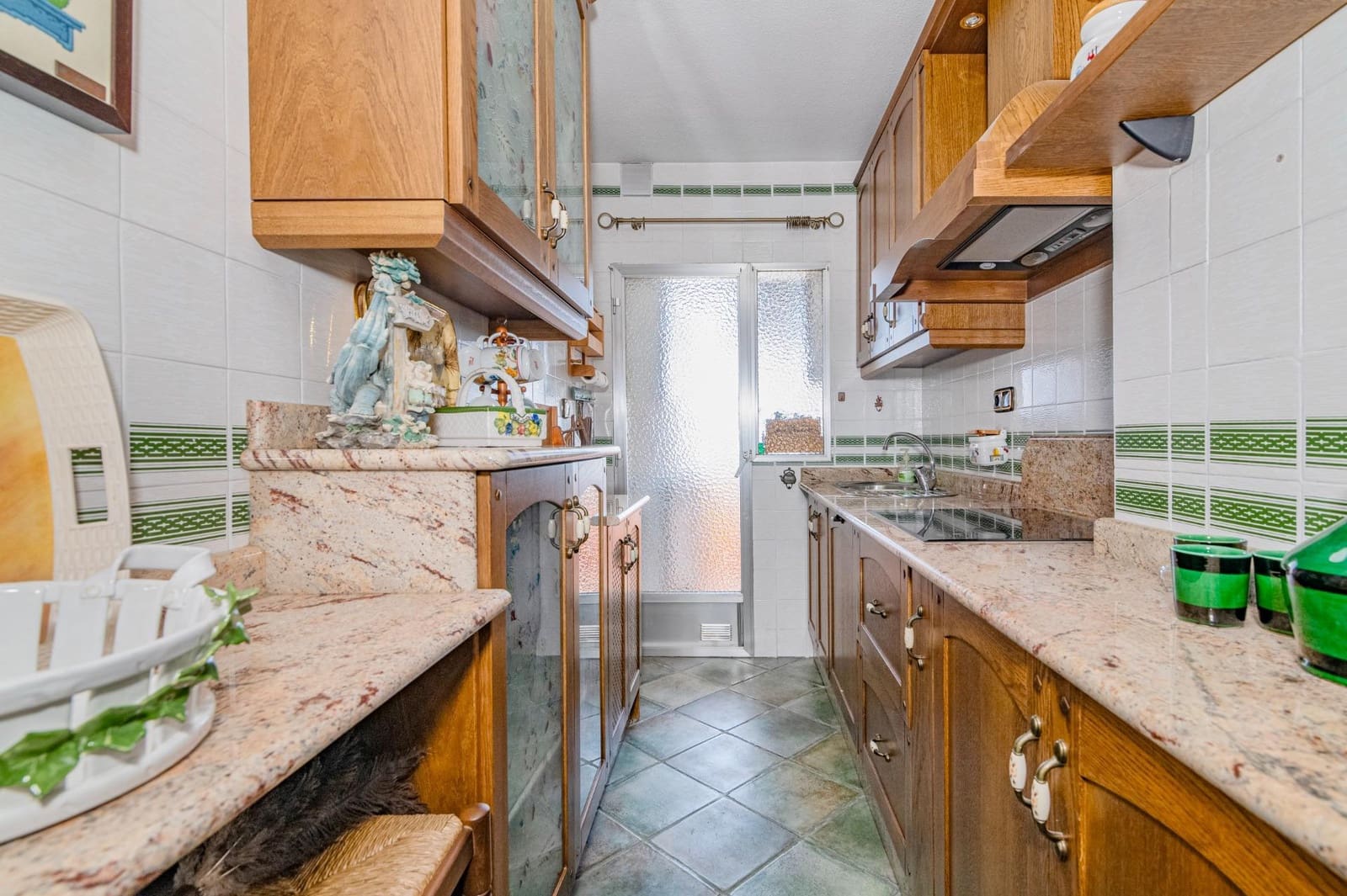 3 soveværelse Lejlighed til salg i Granada by med garage - € 265.000 (Ref: 9814510)