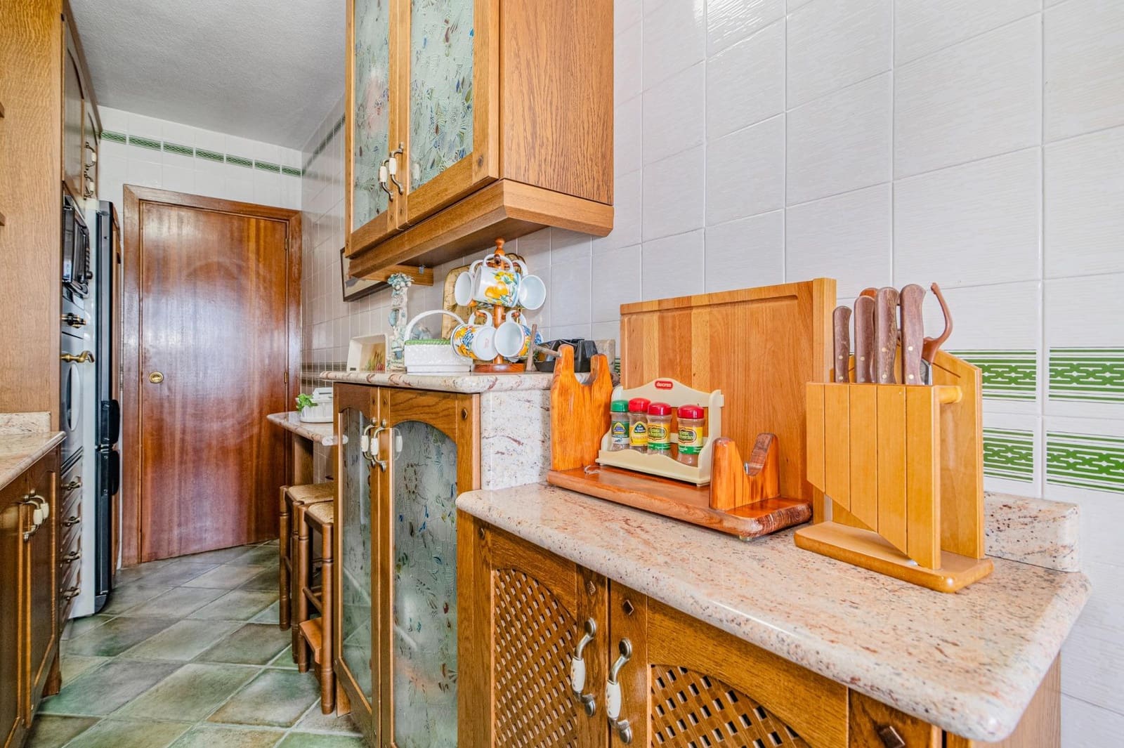 3 soveværelse Lejlighed til salg i Granada by med garage - € 265.000 (Ref: 9814510)