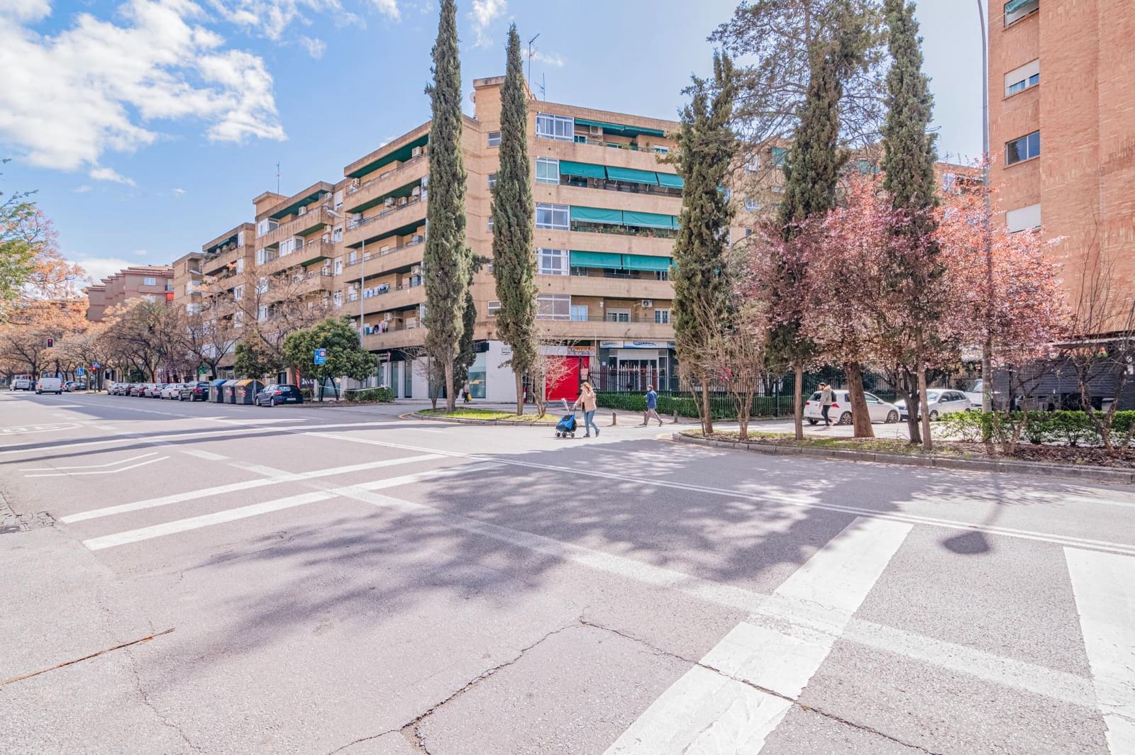 3 soveværelse Lejlighed til salg i Granada by med garage - € 265.000 (Ref: 9814510)
