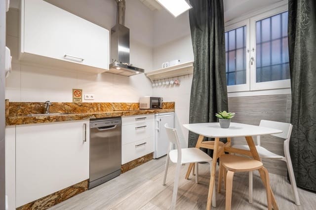 Casa de 4 habitaciones en Centro - Sagrario, Granada ciudad en venta - 720.000 € (Ref: 9814511)