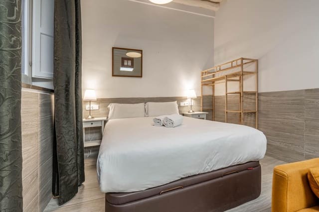 Casa de 4 habitaciones en Centro - Sagrario, Granada ciudad en venta - 720.000 € (Ref: 9814511)