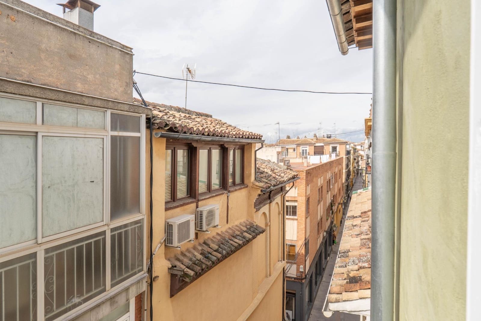 Casa de 4 habitaciones en Granada ciudad en venta - 720.000 € (Ref: 9814511)