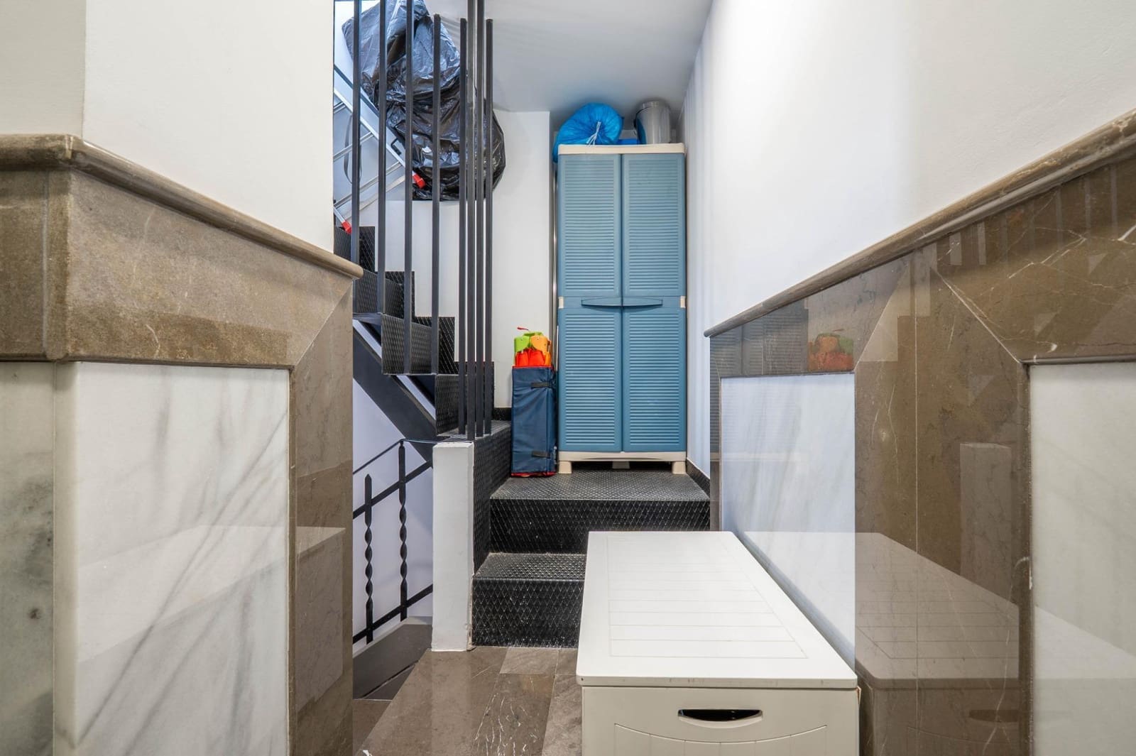 Casa de 4 habitaciones en Granada ciudad en venta - 720.000 € (Ref: 9814511)