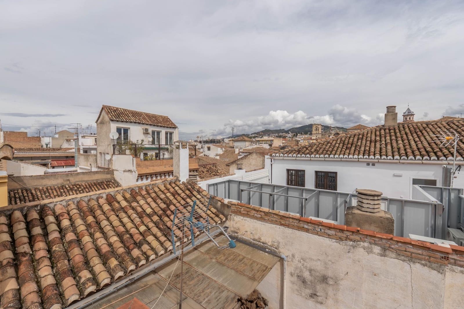 Casa de 4 habitaciones en Granada ciudad en venta - 720.000 € (Ref: 9814511)