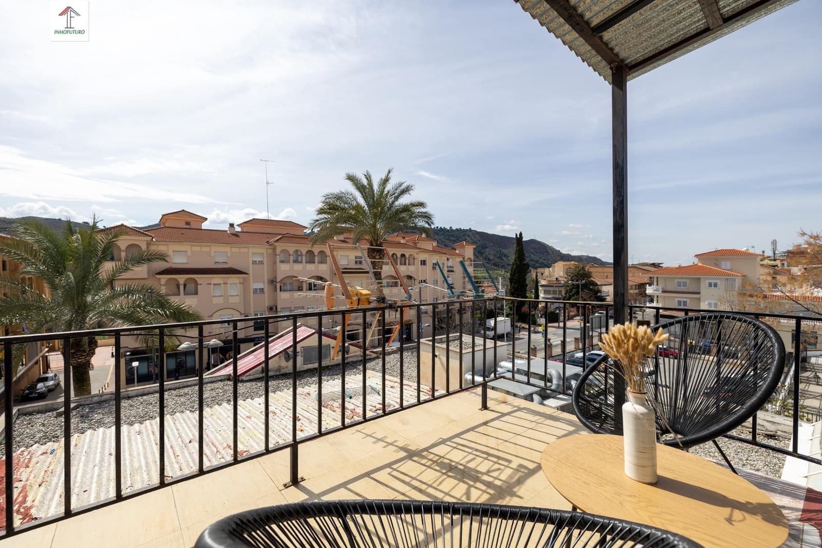 4 bedroom Apartment for sale in Cenes de la Vega - € 135,000 (Ref: 9814512)